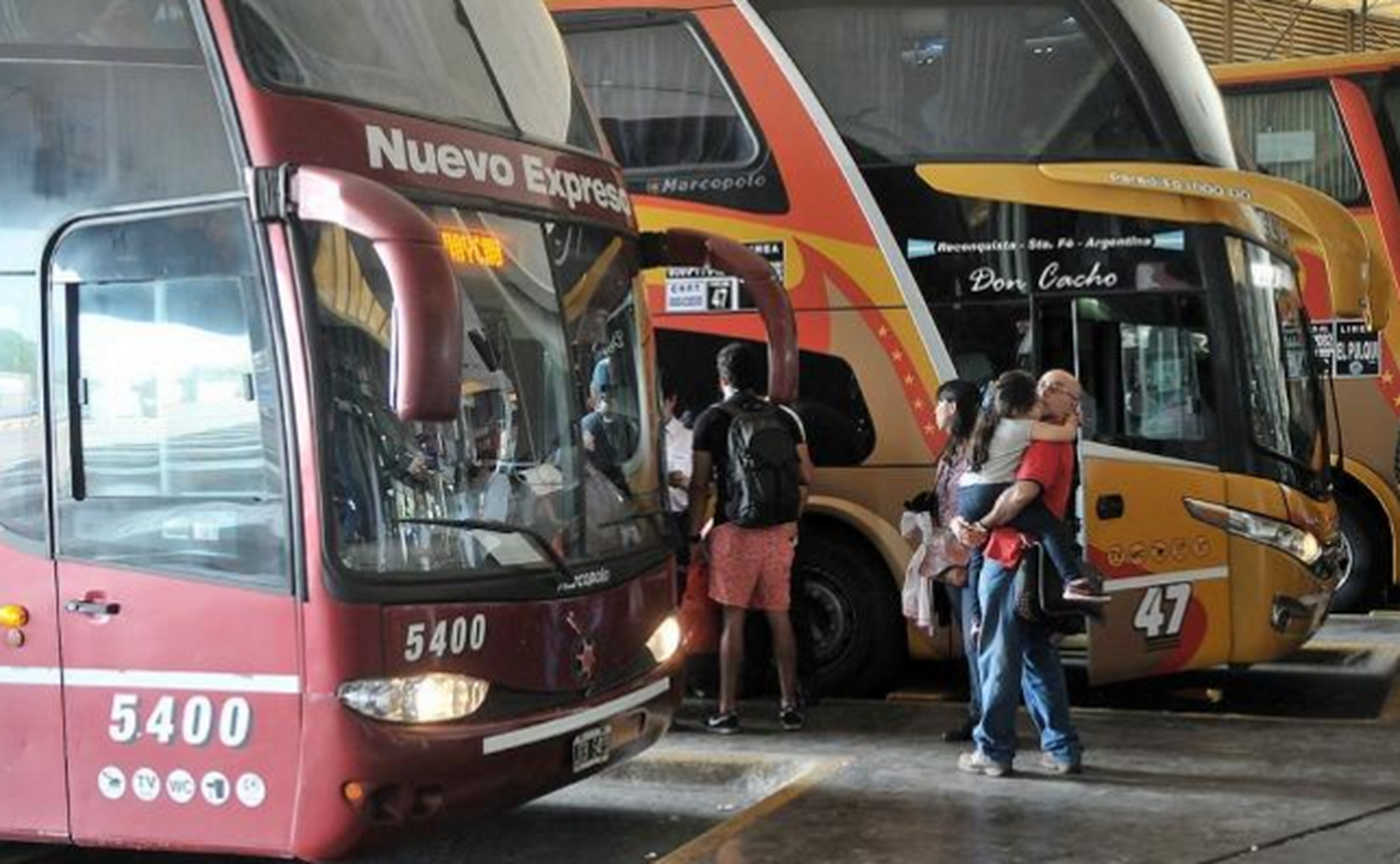Crean fondo para el transporte terrestre afectado por competencia aérea