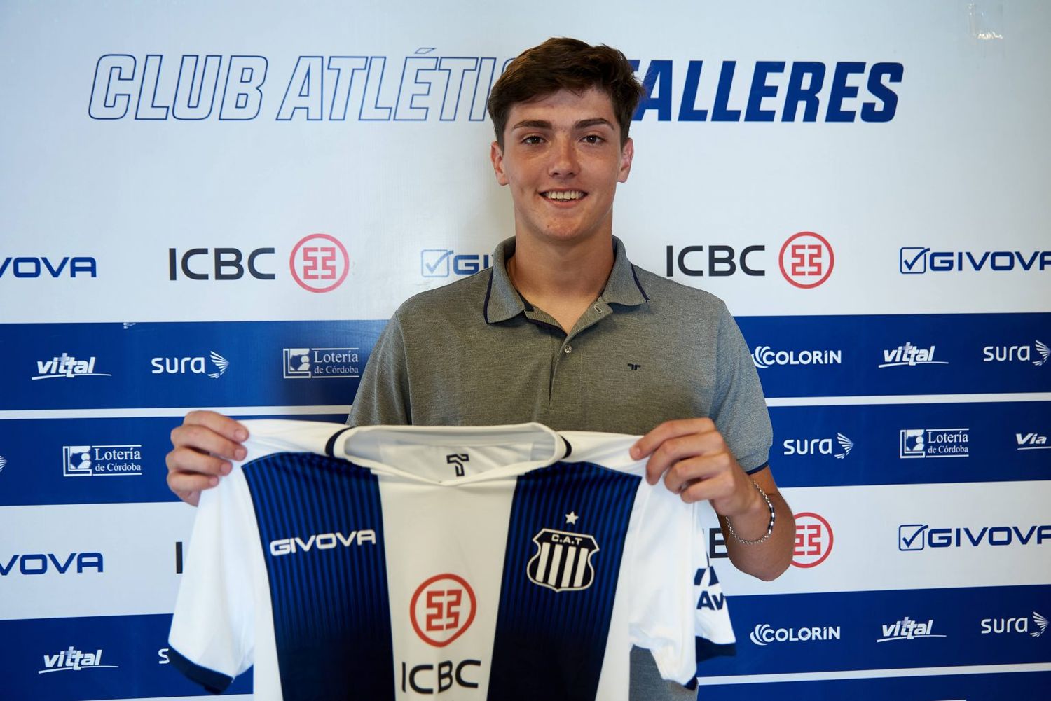 Sheyko Studer pasó de Talleres de Córdoba a Independiente Rivadavia con el objetivo de poder debutar en primera.