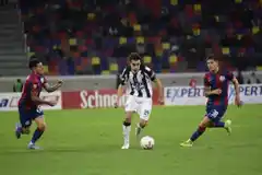 San Lorenzo encontró en Santiago su primera alegría