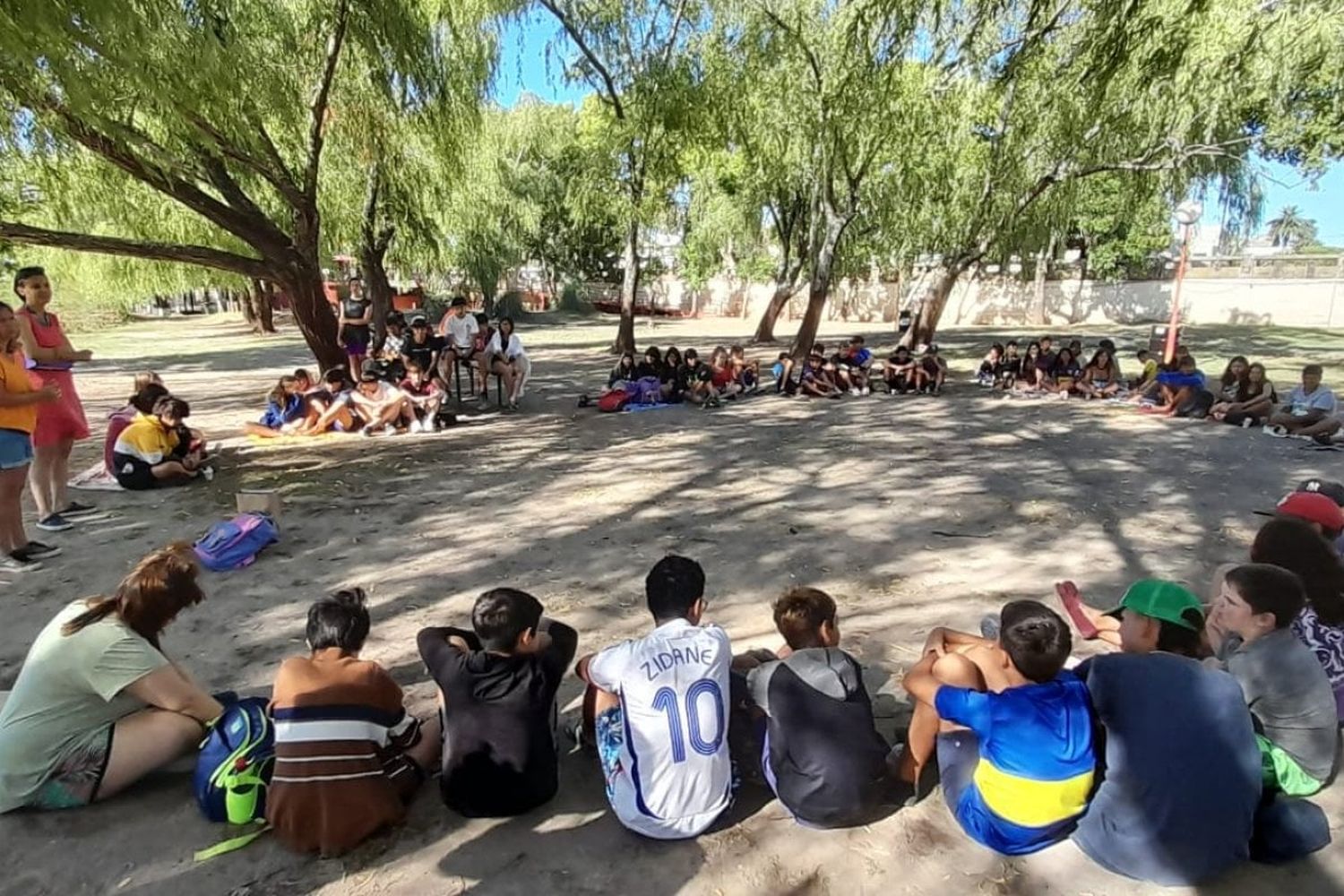 La subsecretaría de Salud brindó un taller de ESI en la Colonia Municipal de la Juventud