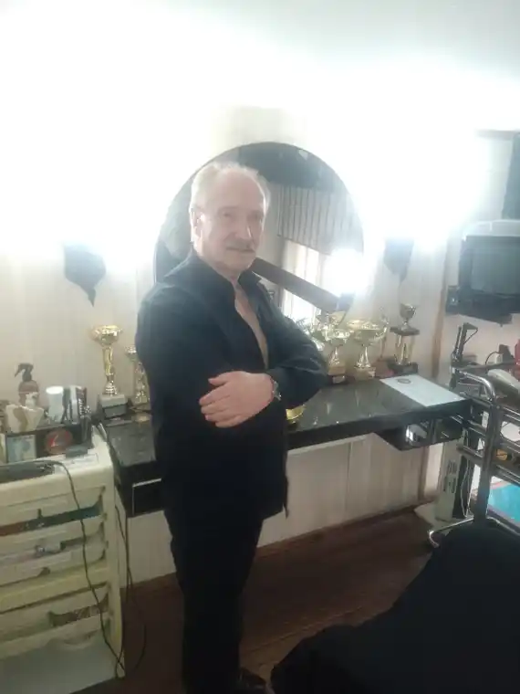 El Centro de Peluqueros y Peinadores llega a los 104 años