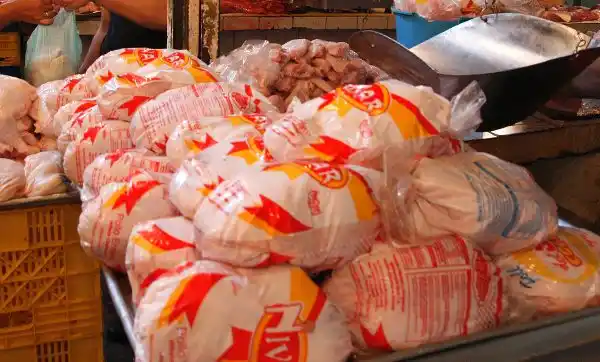 Vecinos de Nueva Esparta AGRADECEN a Maduro por repartir pollo tras más de un año sin recibir el CLAP (+VIDEO)