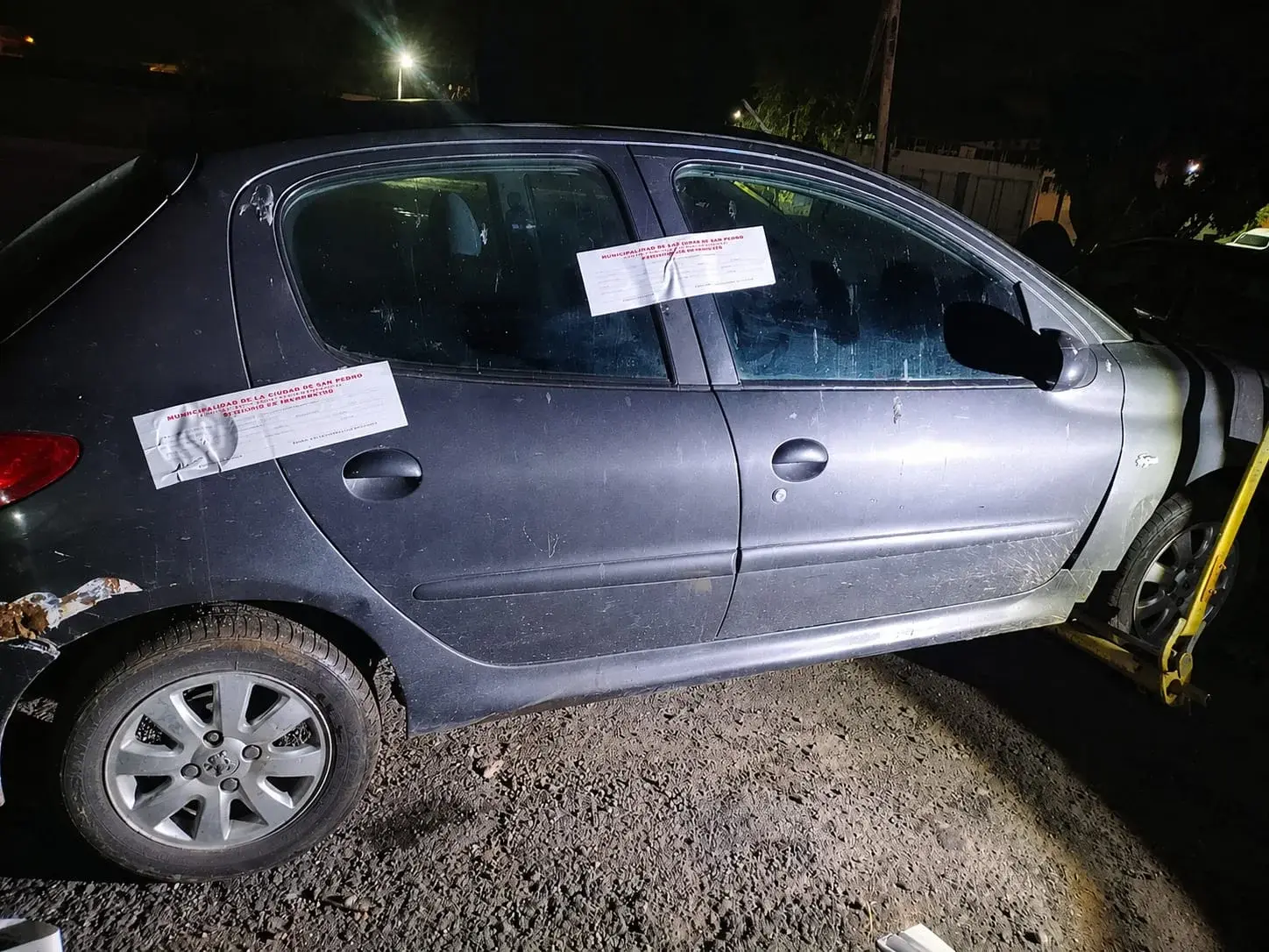 El automóvil fue secuestrado y puesto a disposición del Juzgado de Faltas.