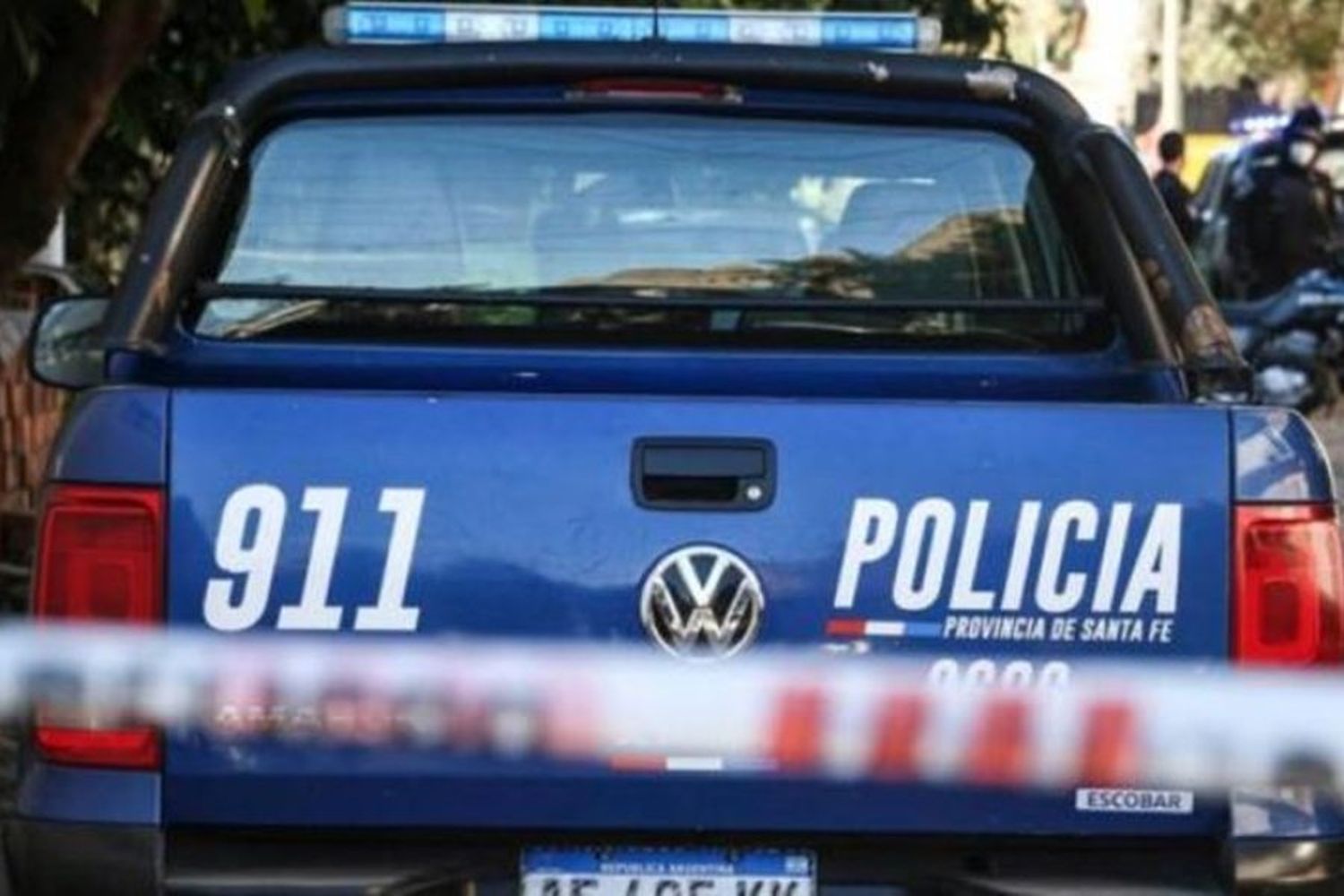 Golpeó con un arma de fuego a un adolescente para robarle el celular: le causó heridas en la cabeza