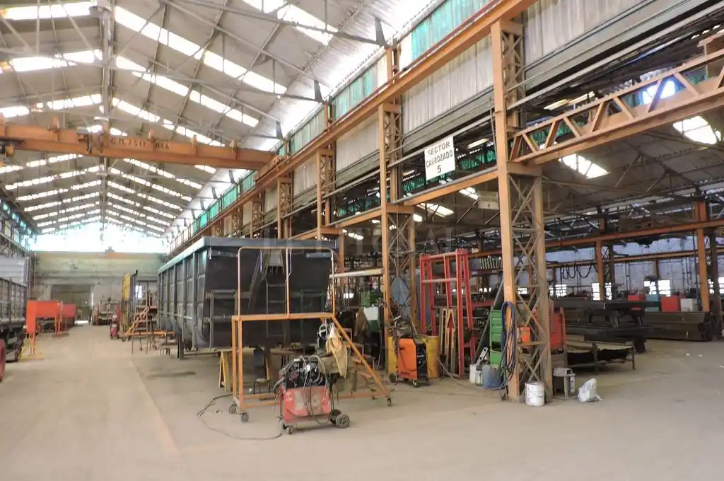 La industria pyme registró una baja del 6,1%