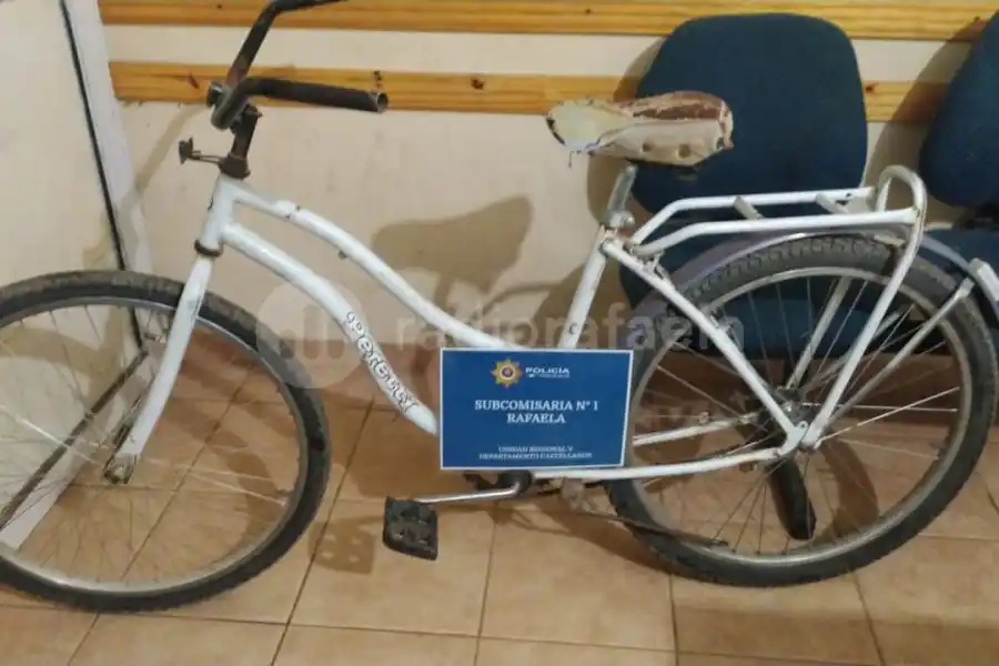 Se encontró en la calle con la bicicleta que le habían robado