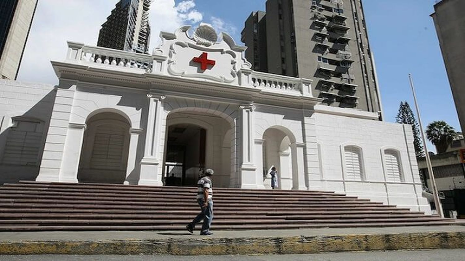 CRUZ ROJA VENEZOLANA prestará apoyo en la campaña de vacunación: se instalará en 13 módulos