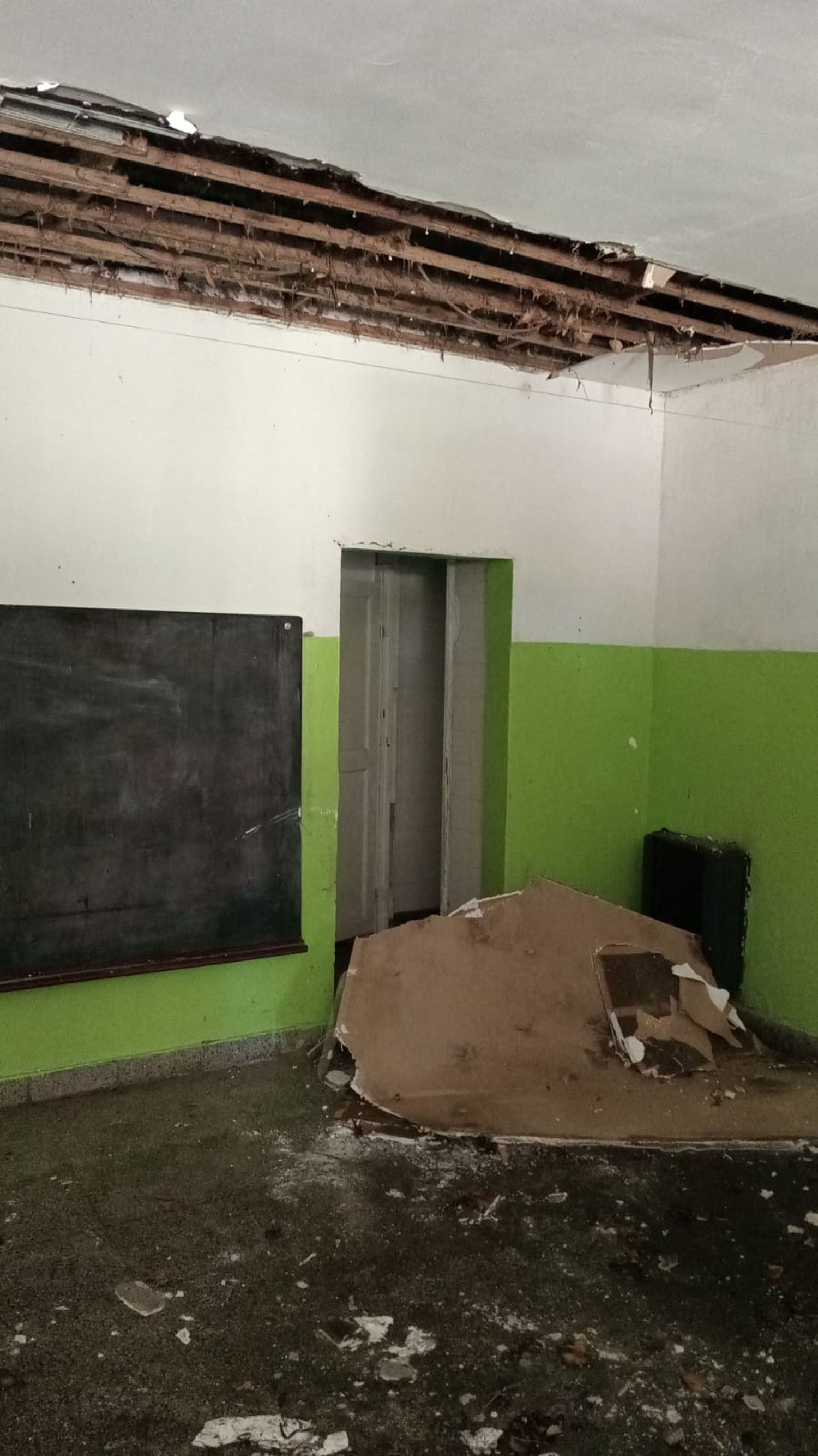 roturas escuela 47