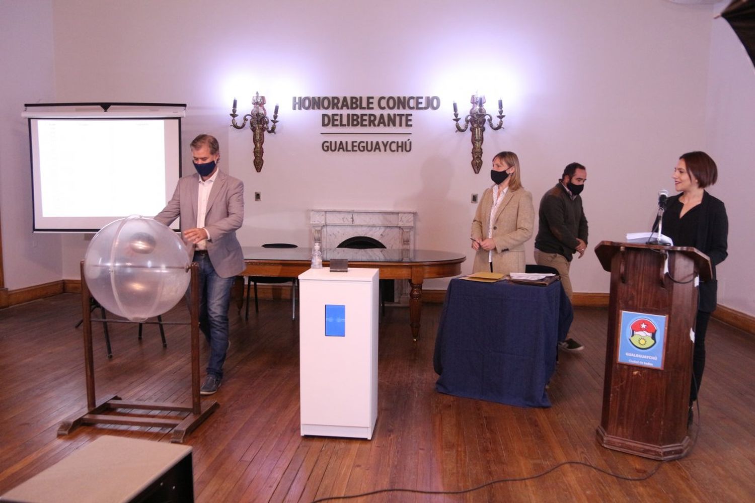 20 vecinos fueron beneficiados con la adjudicación de un terreno