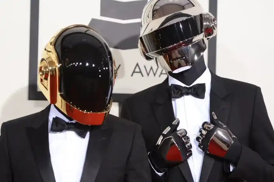 Daft Punk dejó misteriosas pistas y una tiene fecha y hora en... ¡Argentina!