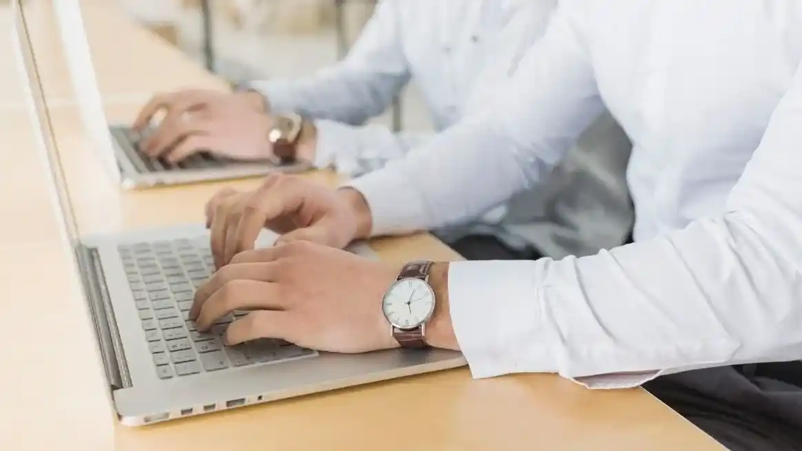 La reforma laboral vuelve a regir: qué cambia desde hoy en despidos, huelgas y vacaciones