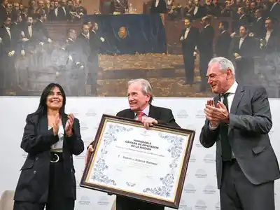 Diputados de la Nación entregó su máxima distinción a Roberto Romani