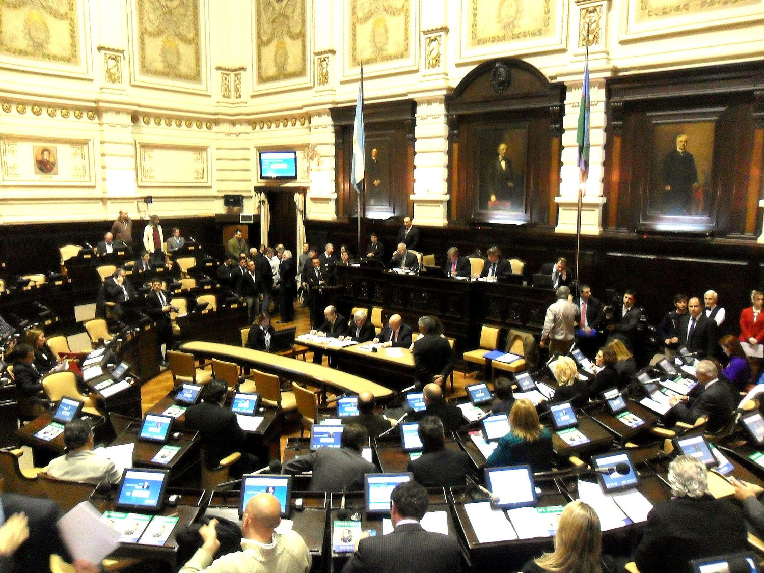 Diputados aprobó audiencia pública sobre las inundaciones en La Plata