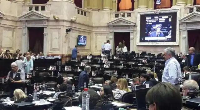 Diputados aprobaría hoy la ley de ART
