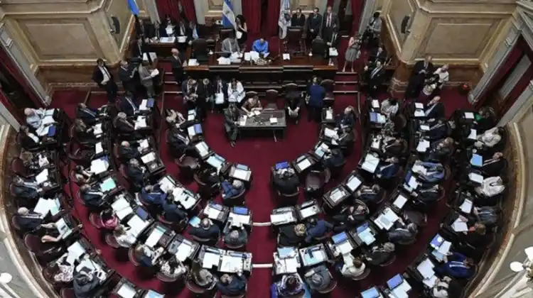 Con la aprobación garantizada, el Senado vota el acuerdo con el FMI