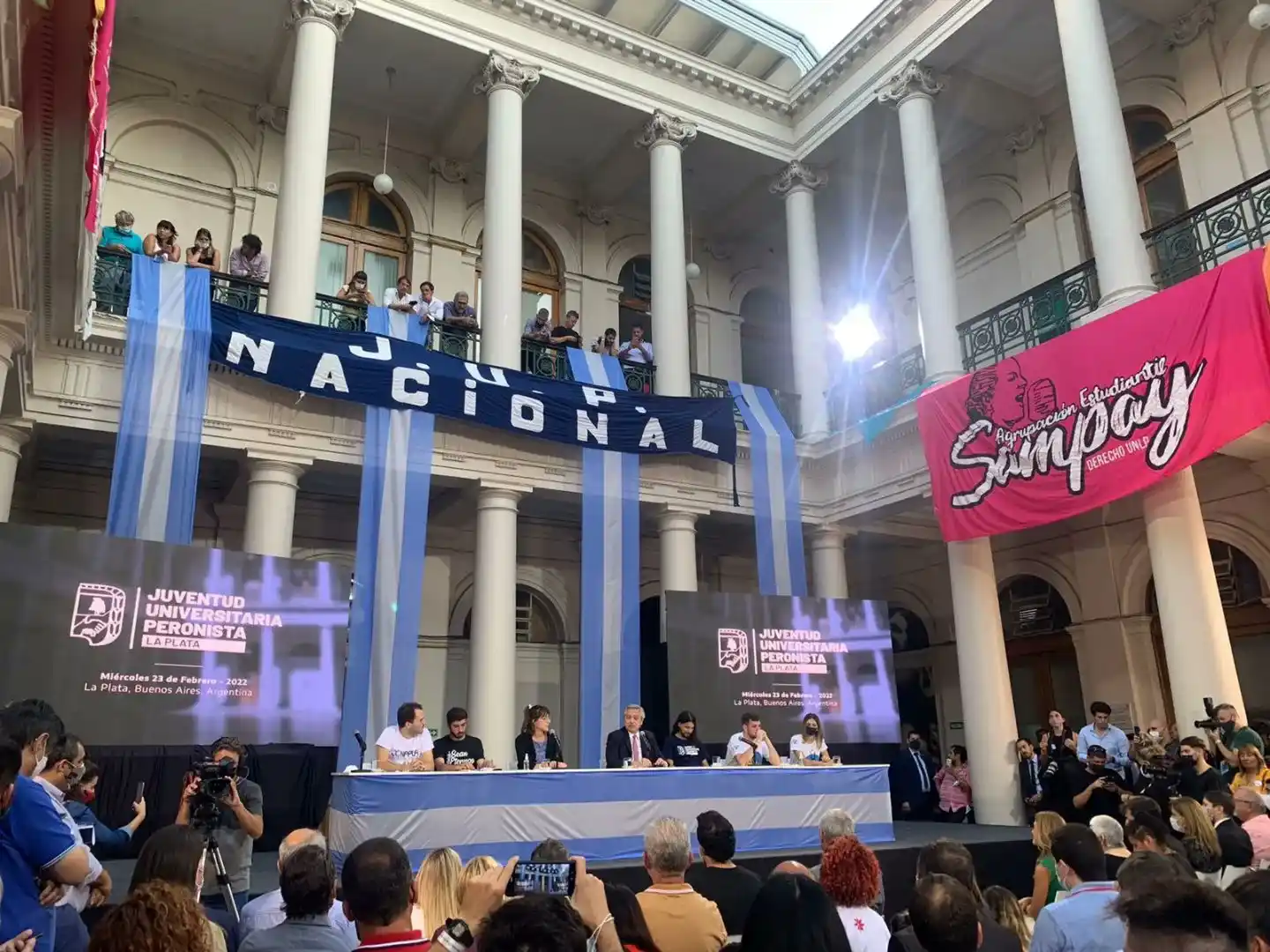 Alberto Fernández relanzó la Juventud Universitaria Peronista en La Plata y abogó por la unidad