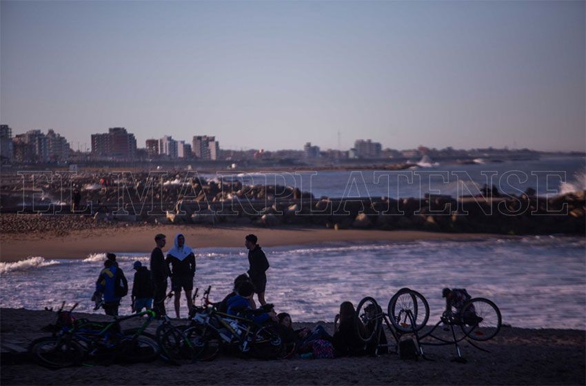 Mar del Plata termina el confinamiento estricto con 459 nuevos contagios