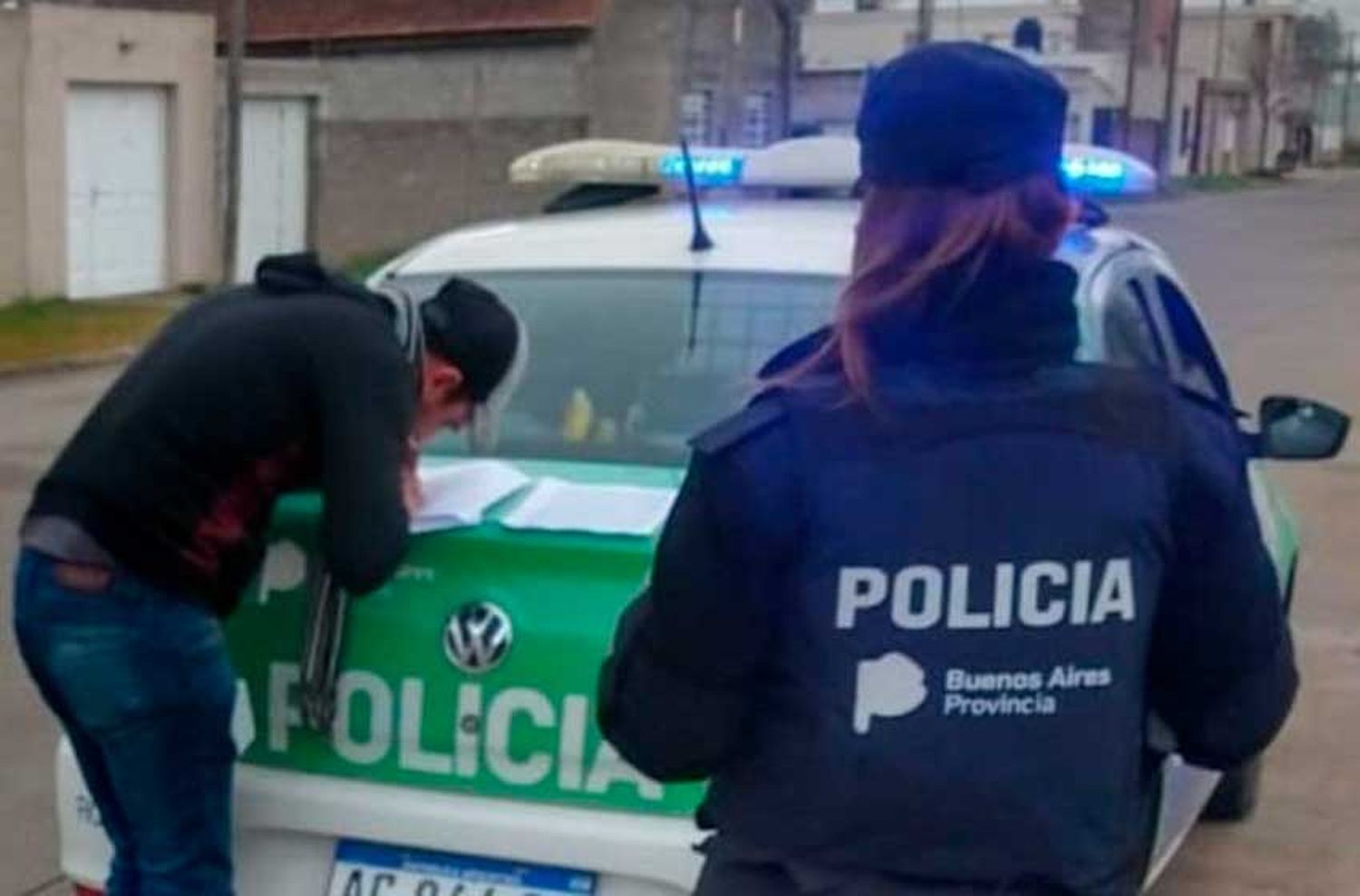 Un policía mató a un hombre que intentó robarle la moto en la ruta 226