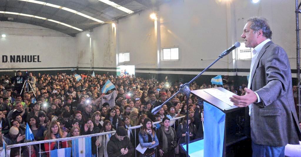 Scioli en Florencio Varela: "Vayan en defensa propia"