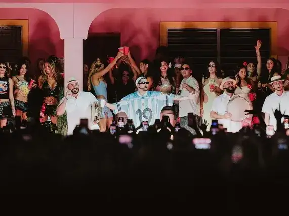 Bad Bunny en River: camiseta de Messi, homenaje a Soda Stereo y el perreo de 80 mil personas