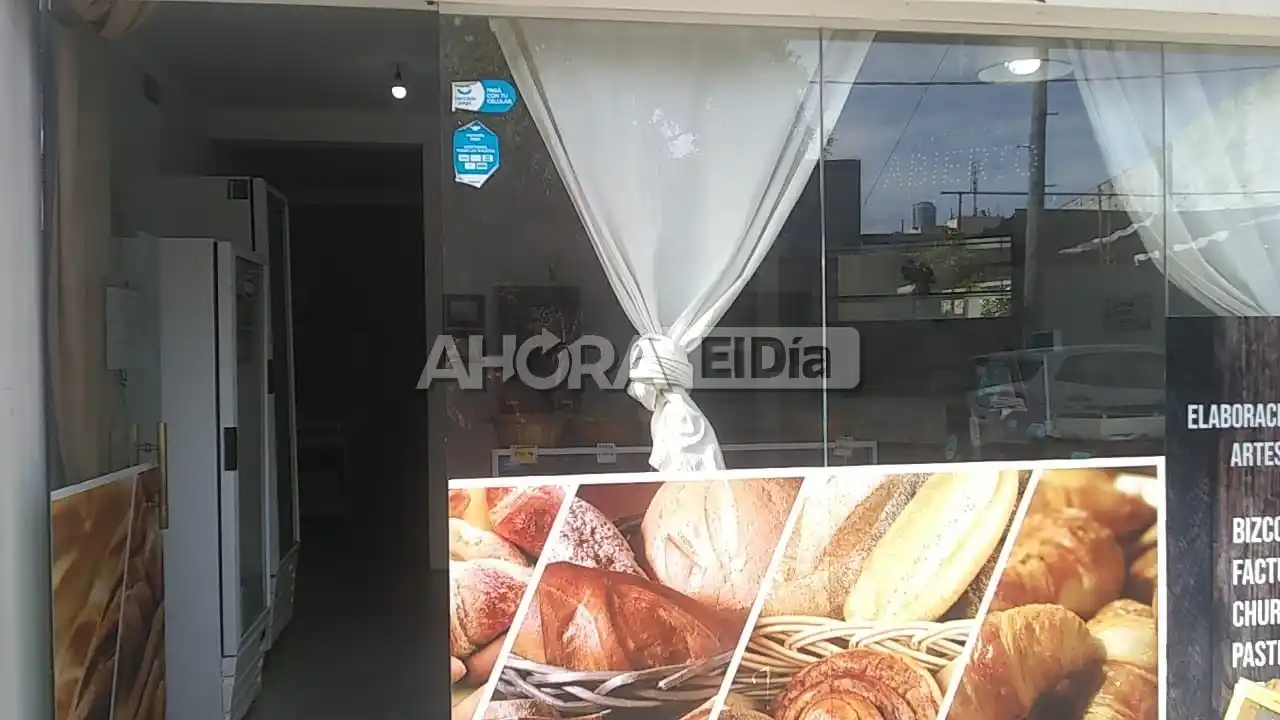 En horas de la madrugada, robaron en una panadería en calle Gervasio Méndez