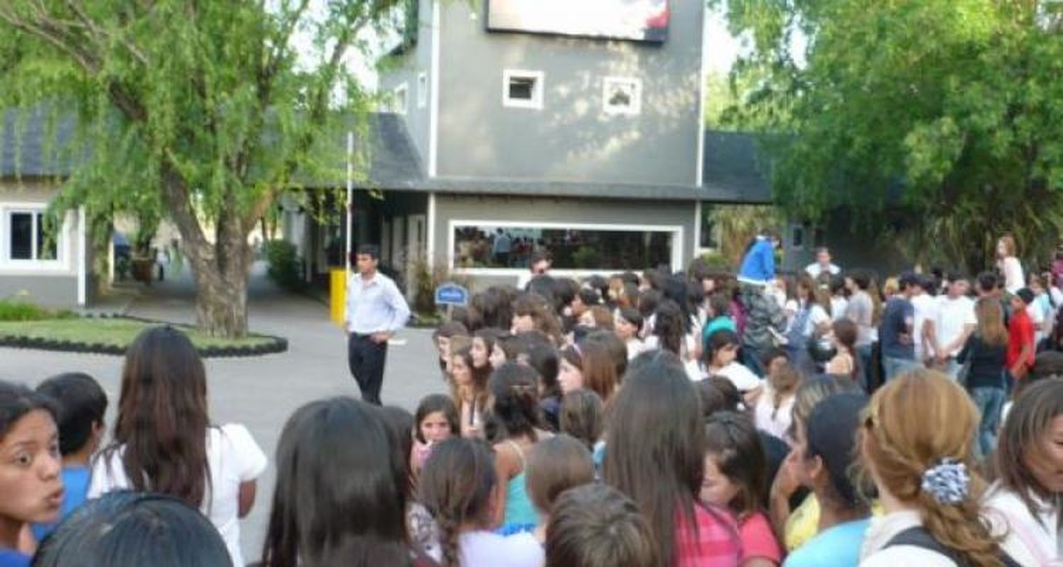 Locura sampedrina por Casi Angeles