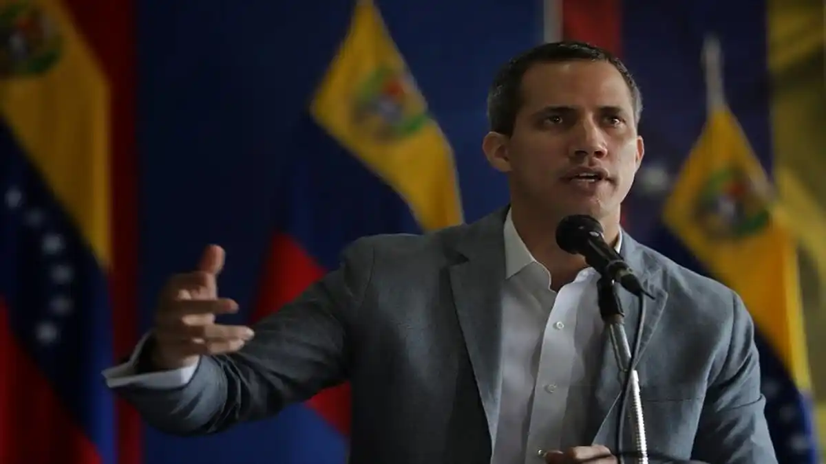 Y DALE CON EL INTERINATO: Guaidó se aferra a «instalar» sesión de su AN en 05 de enero