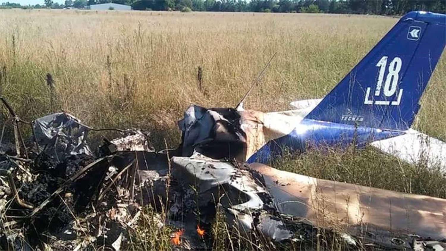 Cayó una avioneta en Cañuelas y murieron sus dos ocupantes