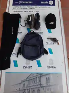 Aprehendieron a un menor tras el asalto en un comercio de Villa Italia