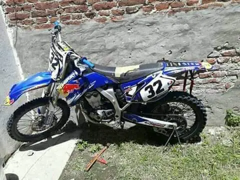 Violentaron dos candados para sustraer una moto de una casa