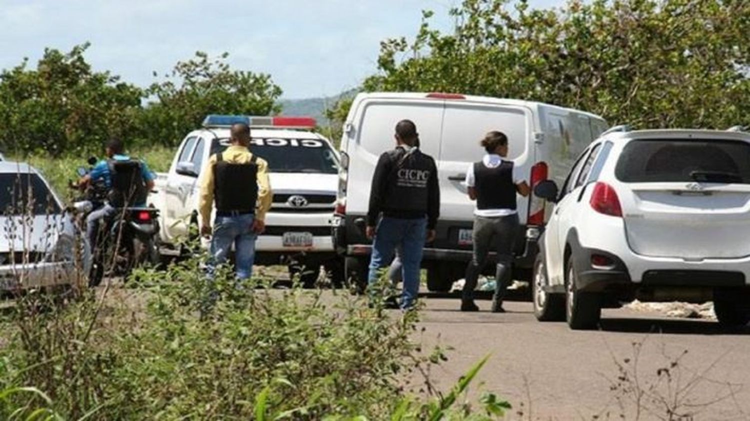 LOCALIZAN  cuerpo calcinado y en estado de descomposición dentro de finca en Aragua