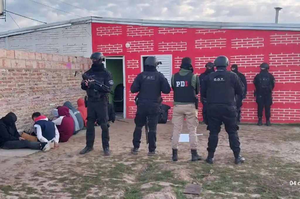Detenidos tras allanamientos en San Javier