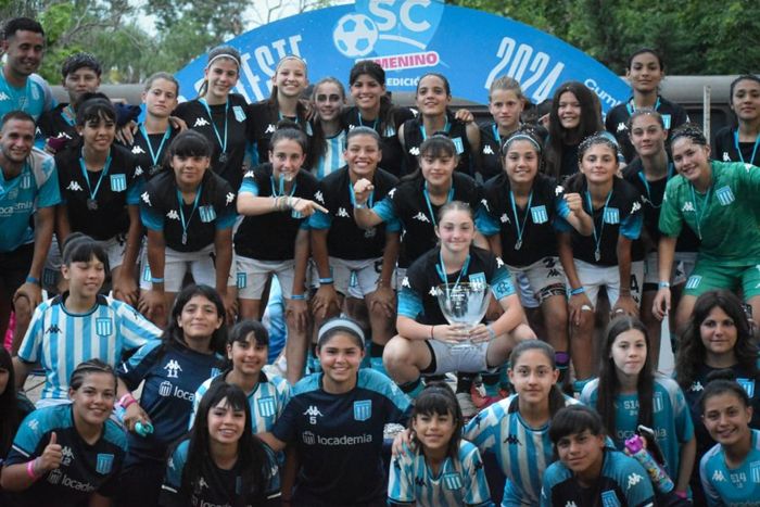 Racing de Avellaneda, campeón en Sub 16(@OficialAMSyD)