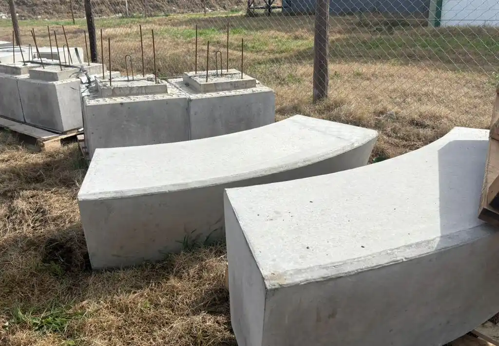 Llegó nuevo mobiliario urbano