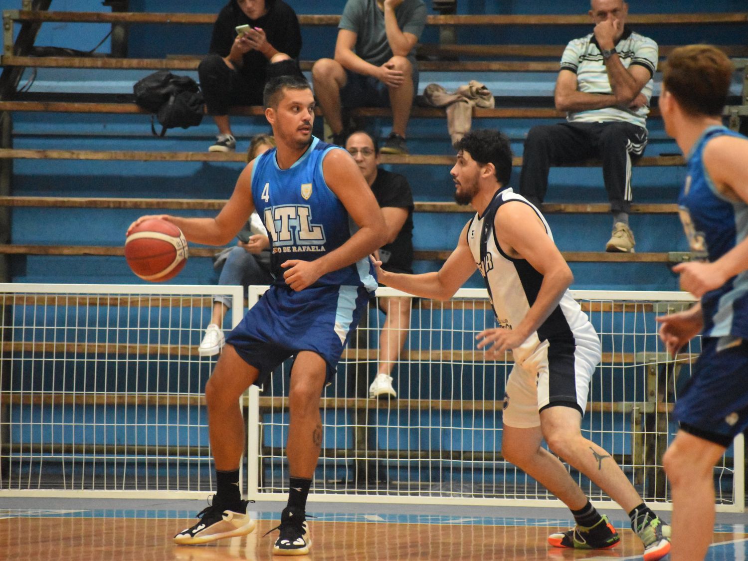 Atlético recibe desde las 21:30 a Ben Hur, por la anteúltima fecha de la Fase Regular del Torneo Pre Federal  "Memo" Bertoldi.Foto:@OficialAMSyD