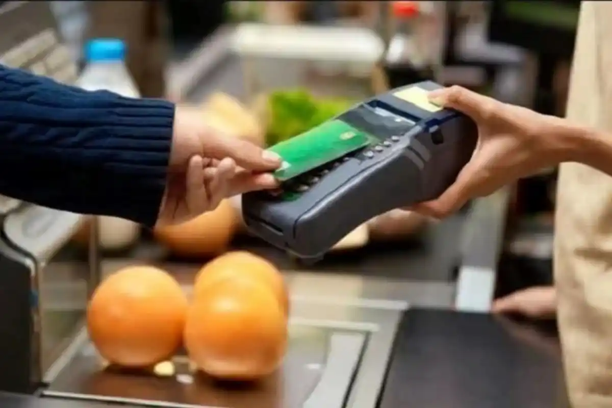 Este ajuste salarial supera las previsiones inflacionarias del Gobierno.