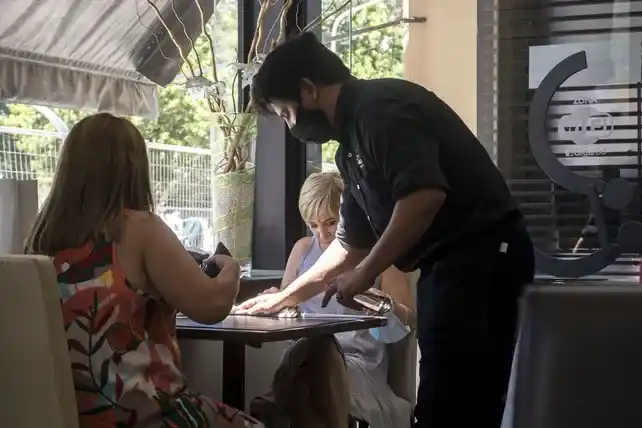 UOCRA, Camioneros, Sanidad y otros: las paritarias que abren