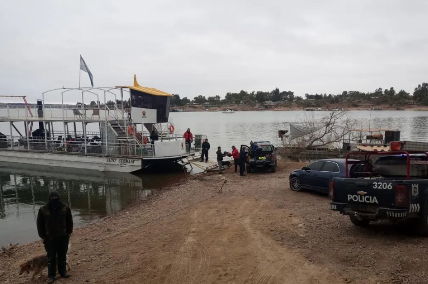 Un funcionario mendocino murió ahogado tras darse vuelta su embarcación