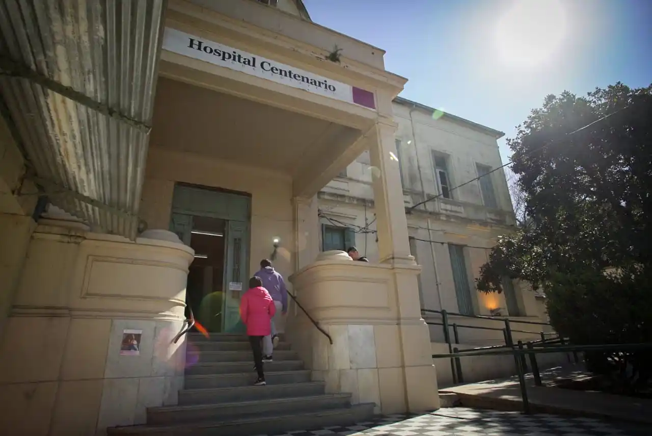 Estaba preso e internado con Covid: se escapó del Hospital Centenario y fue recapturado