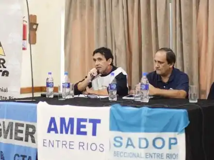 El Frente Gremial Docente apuesta al diálogo, pero advierte que “el conflicto agudiza mucho más”