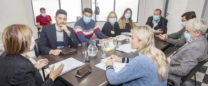 Continúan los avances en el proyecto de ley para la regularización de cargos de profesionales de salud