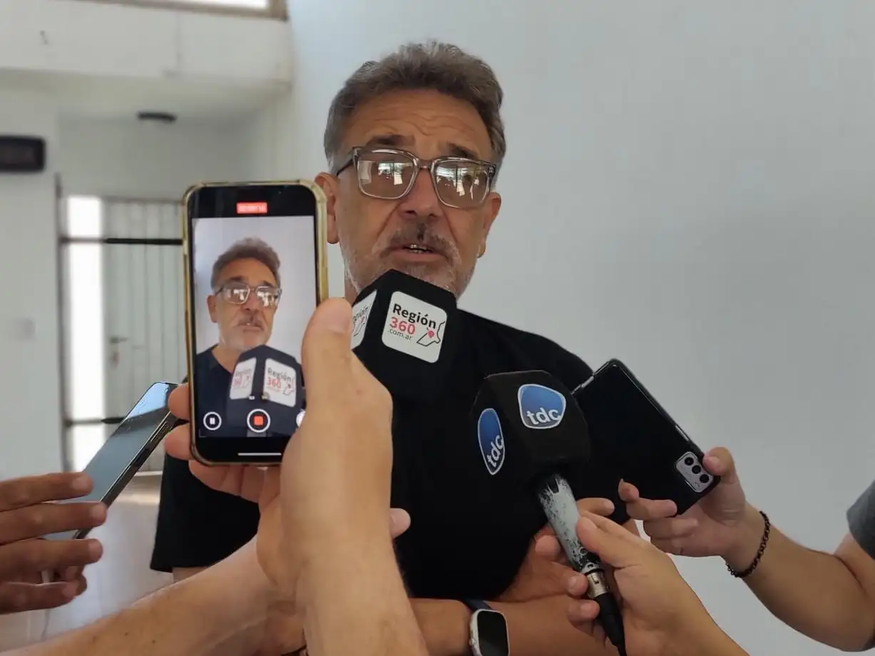 Leonel Maximino intendente de Firmat.