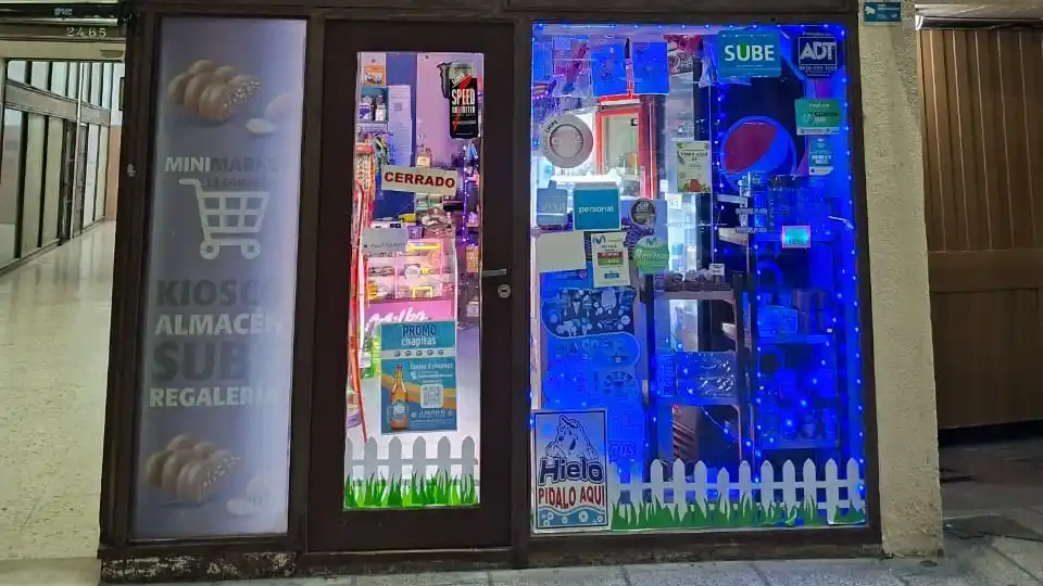 No logró concretar el robo debido a la intervención del personal de seguridad del edificio.