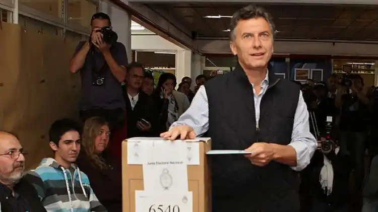 Macri sostuvo que las PASO se están desarrollando "con absoluta normalidad"
