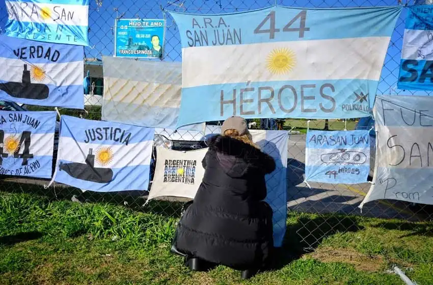 A tres años del hundimiento del Ara San Juan: "La verdad está 900 metros bajo el mar"