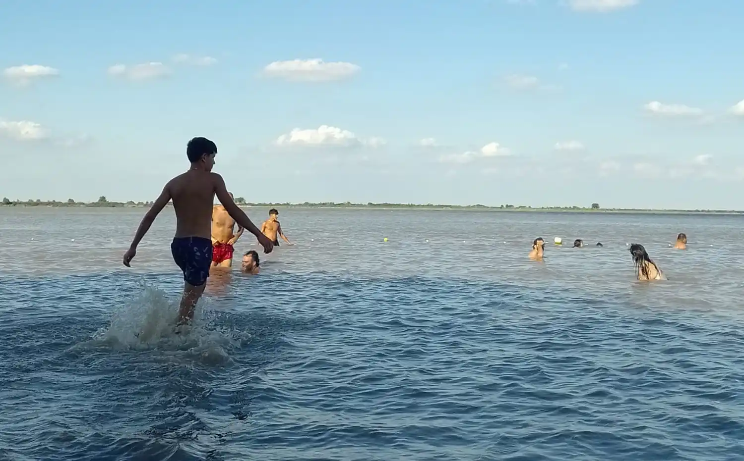 A cuidarse del calor: rige alerta amarilla por altas temperaturas en San Pedro