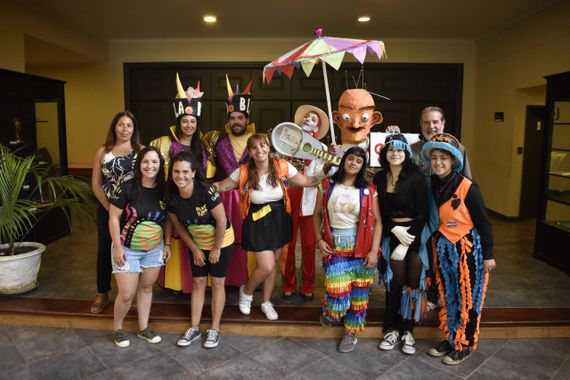 “Nos metemos en el tiempo para revalorizar lo que es la fiesta popular”