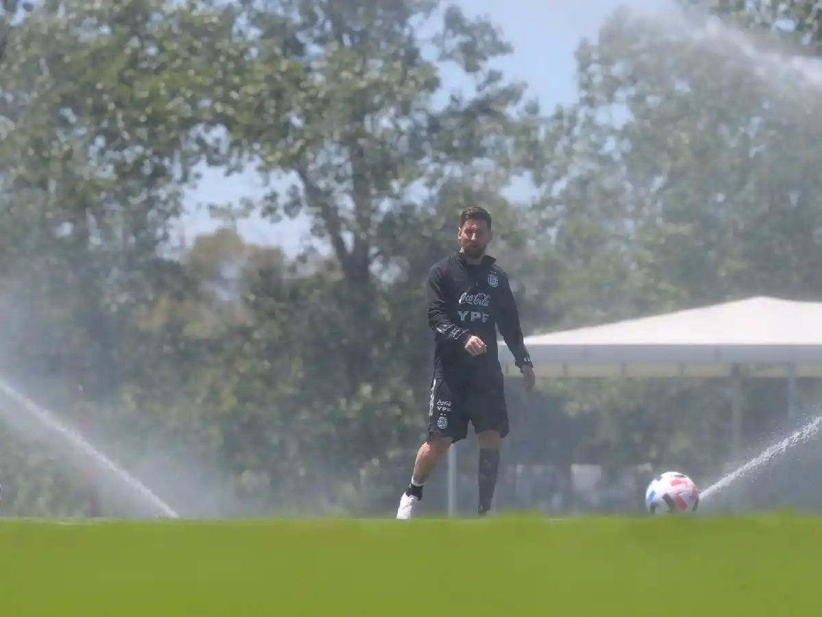 Messi rumbo a la titularidad ante Brasil