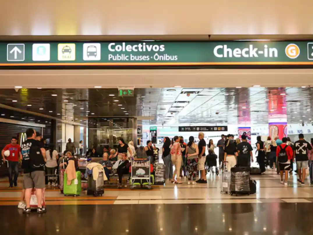 Uno de los cambios centrales es que las operaciones deberán informarse de forma inmediata a las empresas encargadas de gestionar las devoluciones.