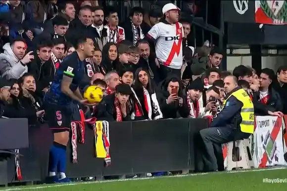 Se conoció la sanción para el aficionado que agredió a Lucas Ocampos